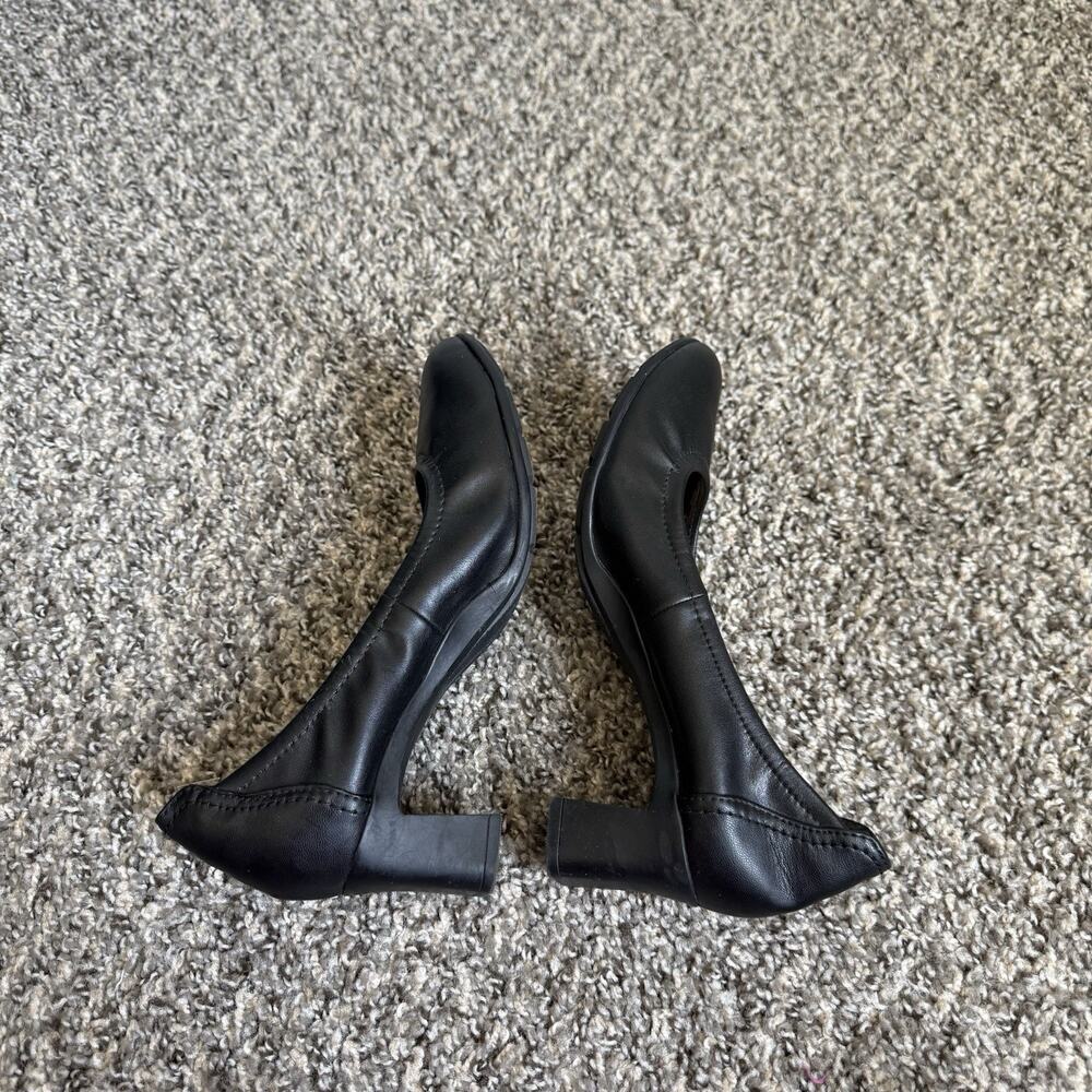 Clarks Collection Neiley Pearl Black Leather Block Heel Pumps Shoes US 7 M - Picture 7 of 8